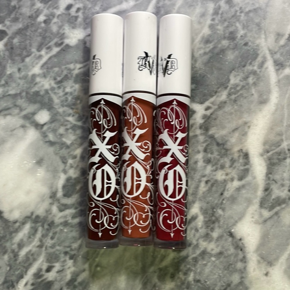New Kat Von D KVD Brilliant Lip Gloss